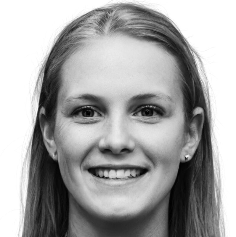Jennifer walker headshot