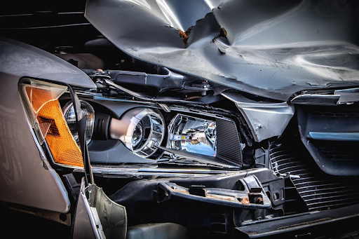 car with damaged headlight
