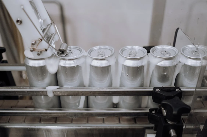 Drinks cans