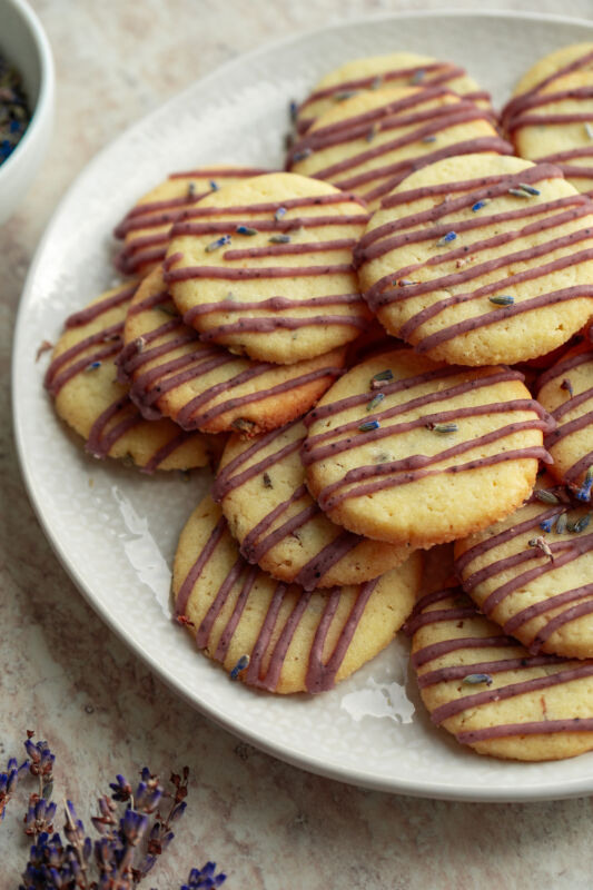 Delicate and Sweet: Lavender Cookies with Icing Recipe