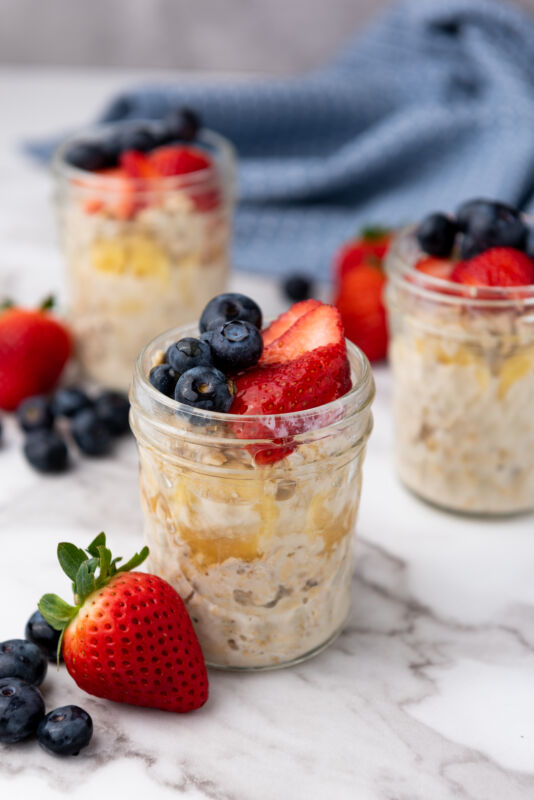 Easy Overnight Vanilla Oats – A Budget-Friendly Vegan Breakfast