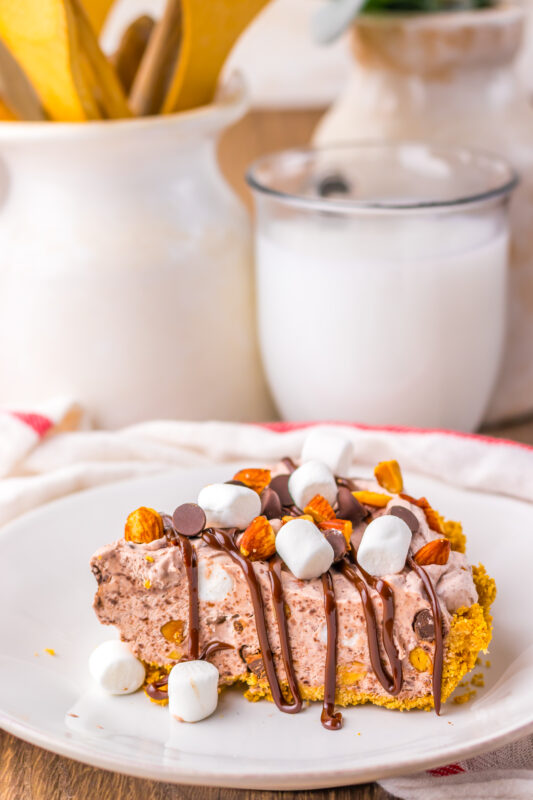 Classic Rocky Road Pie, No Baking Required!