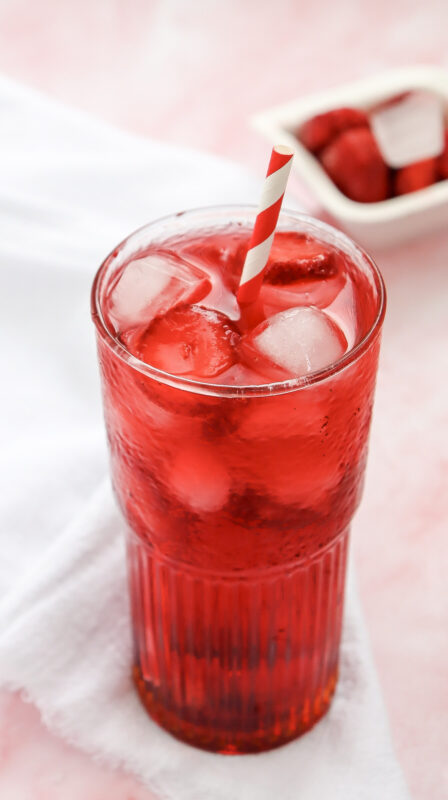 Starbucks Copycat Strawberry Acai Refresher (Healthier Version)