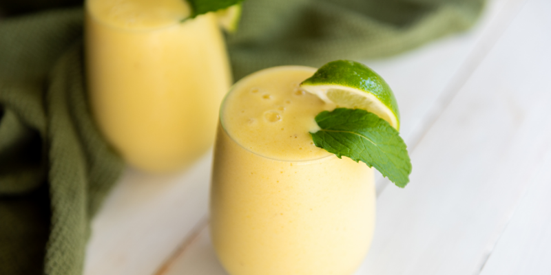 Tropical Bliss: 5-Minute Vegan Tropical Smoothie