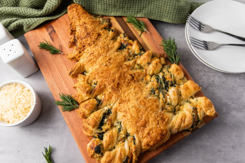 25 Christmas Potluck Appetizers, Snacks and Party Bites