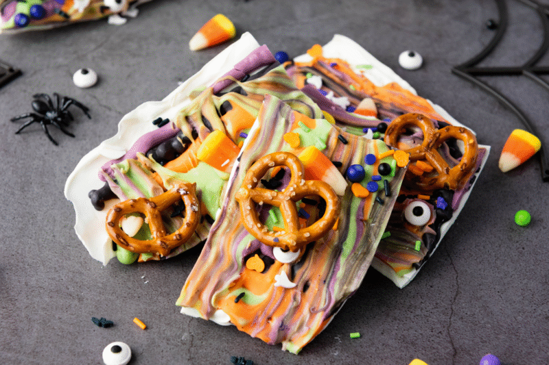 Spooktacular Halloween Candy Bark (Easy No-Bake Treat!)