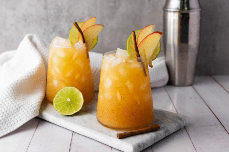 Sweet & Tangy Apple Cider Mocktail with a Hint of Cinnamon