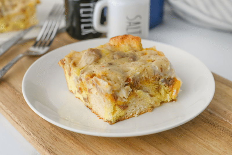 Southern-Style Sausage and Gravy Breakfast Casserole