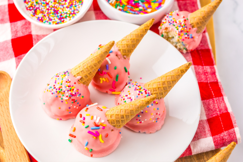23 Valentine Snacks for Kids That Are Cute, Sweet, and Easy
