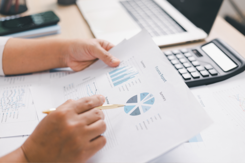 4 Ways a Financial Analyst Can Help You Scale Your Business
