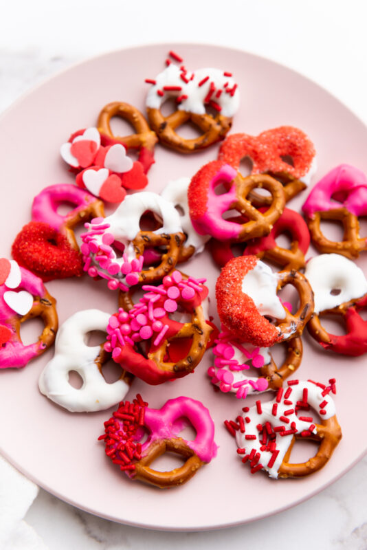 Valentine’s Day Pretzel Treats