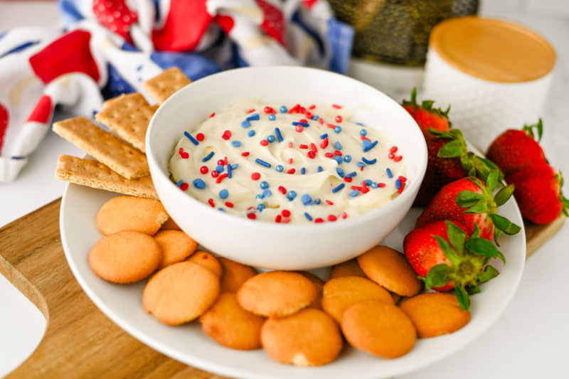 13 Easy Summer Dessert Dips Perfect for Parties and BBQs