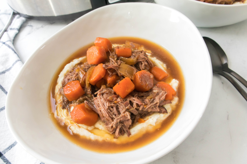 30 Super Easy Crockpot Meals for Stress-Free Dinners