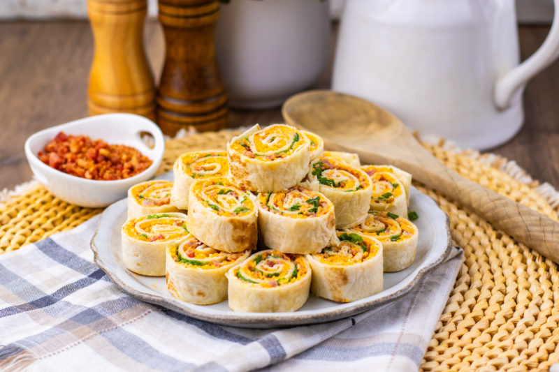50 Easy Picnic Foods for Parks, Beaches, and Backyard Days